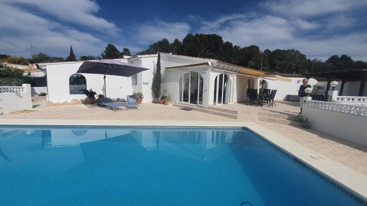 Cheerful 2-Bedroom Villa With Private Pool Κάλπε Εξωτερικό φωτογραφία