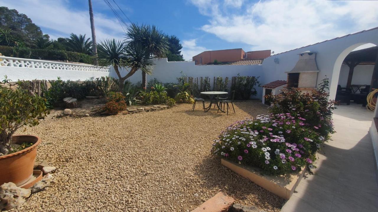 Cheerful 2-Bedroom Villa With Private Pool Κάλπε Εξωτερικό φωτογραφία